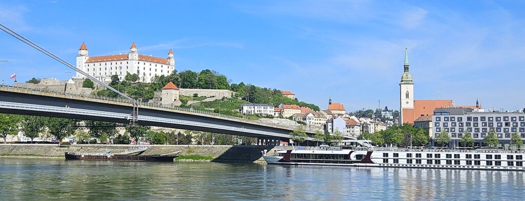 Pogled na Bratislavu