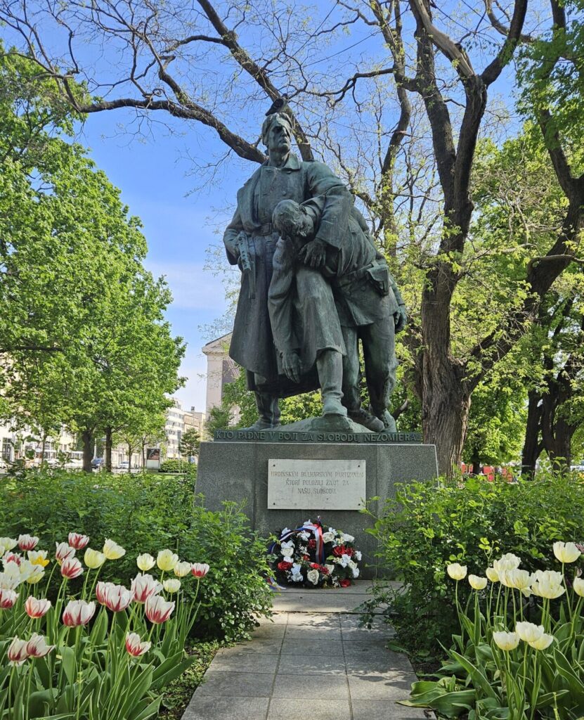 Spomenik bugarskim partizanima