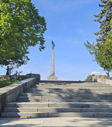 Memorijalni kompleks Slavin